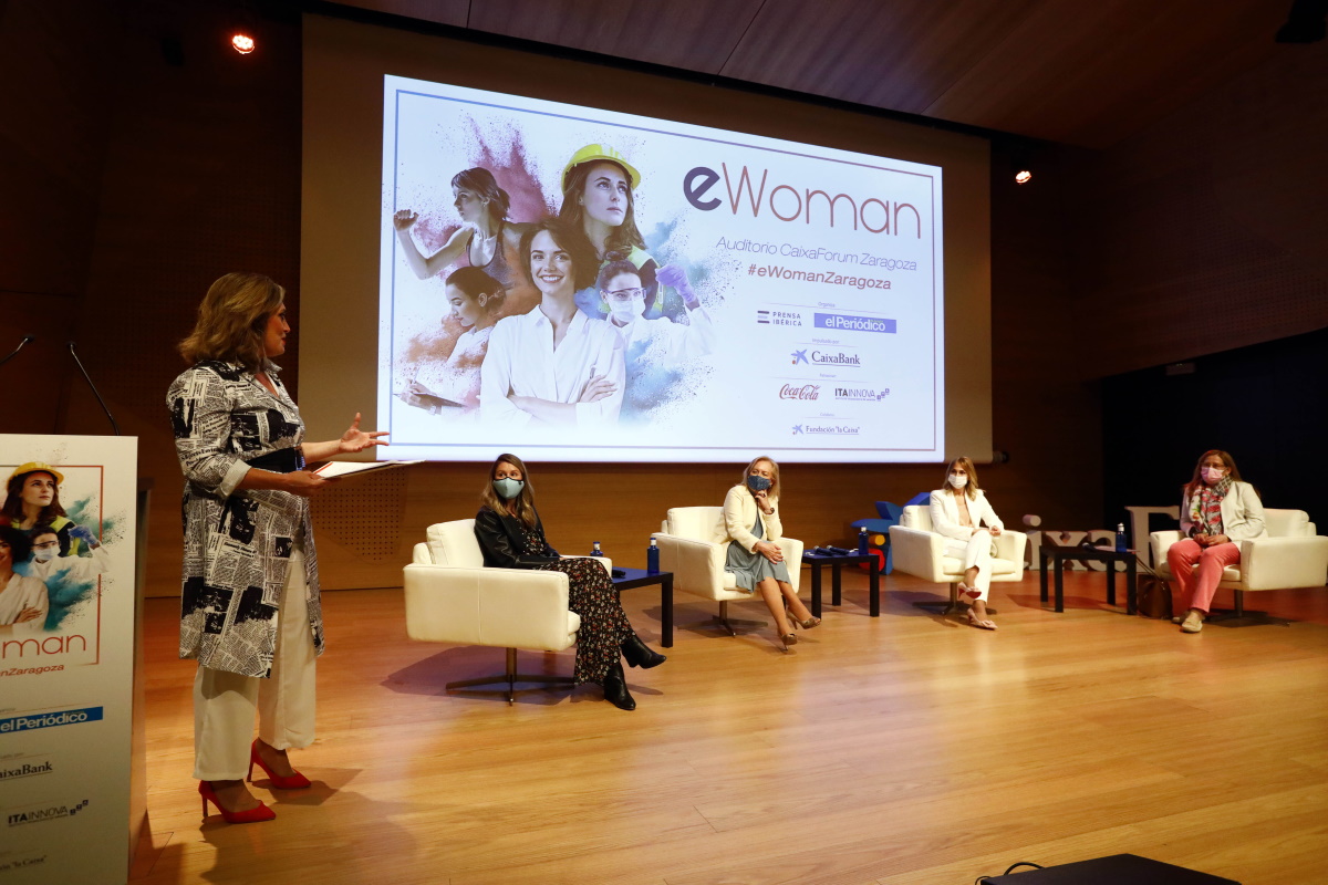 Esther Borao participó como ponente en  eWoman Zaragoza