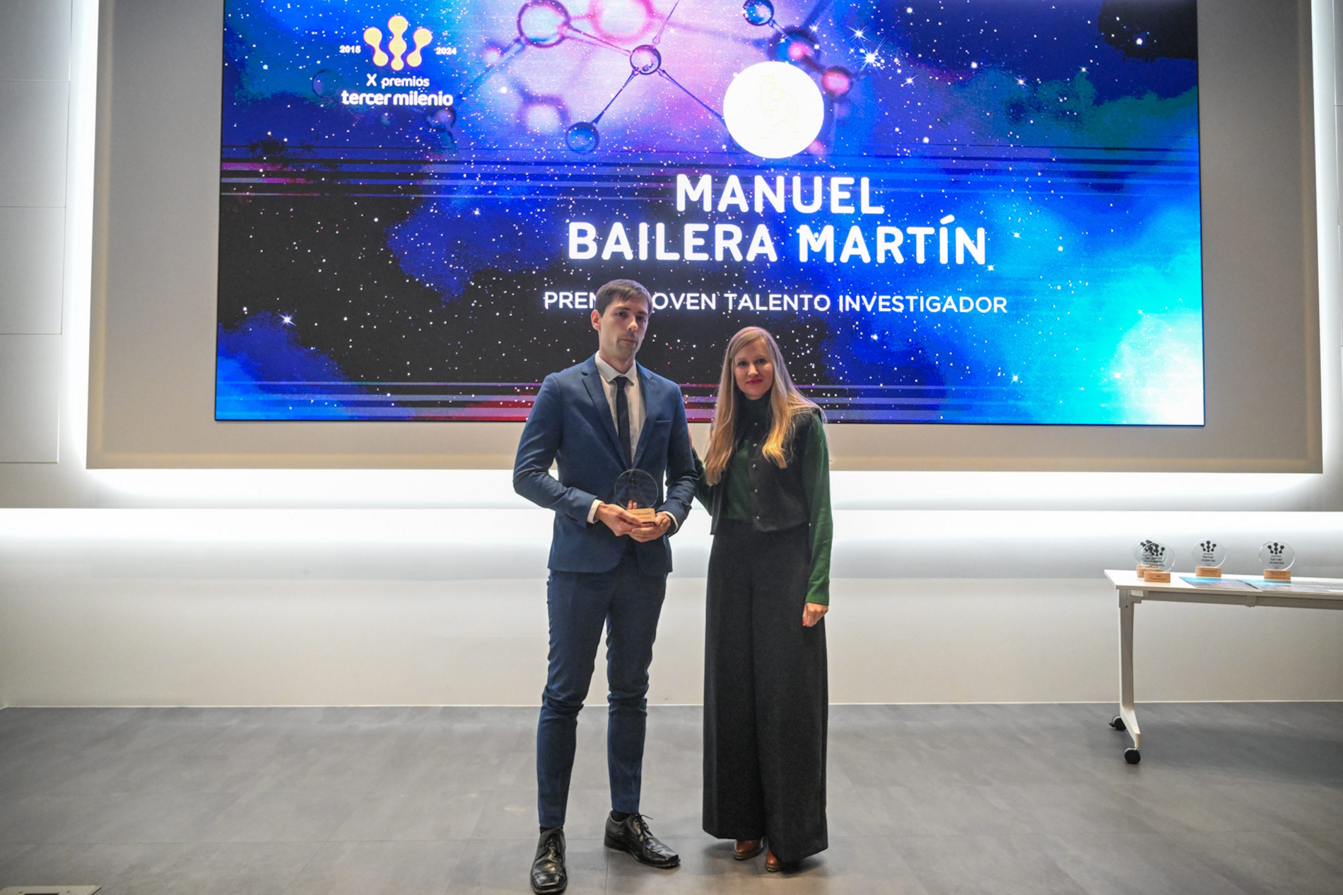 La directora del ITA entregó el premio Tercer Milenio al Joven Talento Investigador