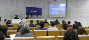 Expertos en materiales analizan cómo abordar el futuro con menos plásticos